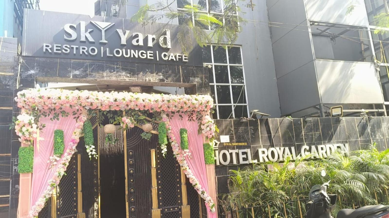Hotel Royal Garden 2*