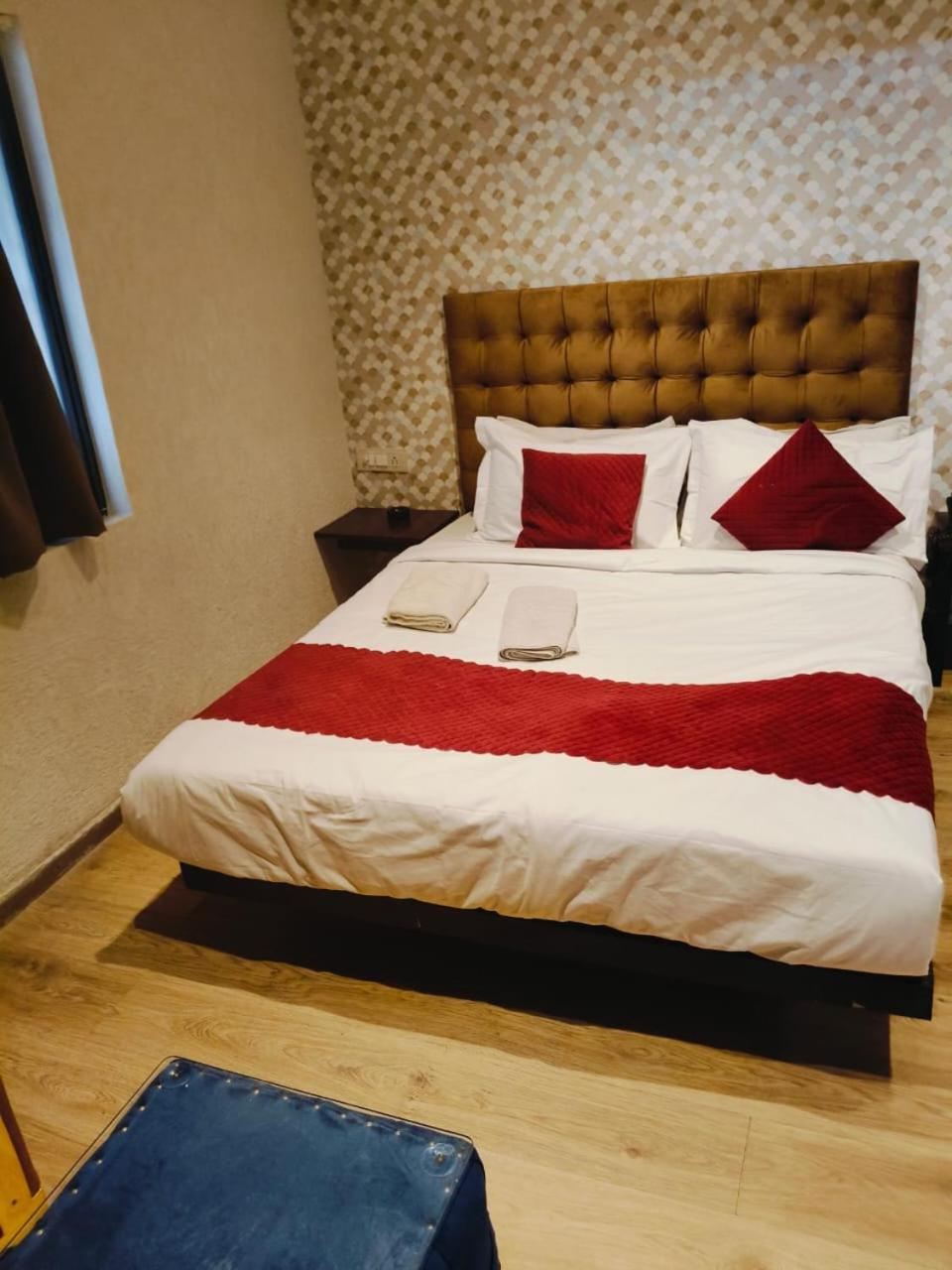 Hotel Royal Garden 2*