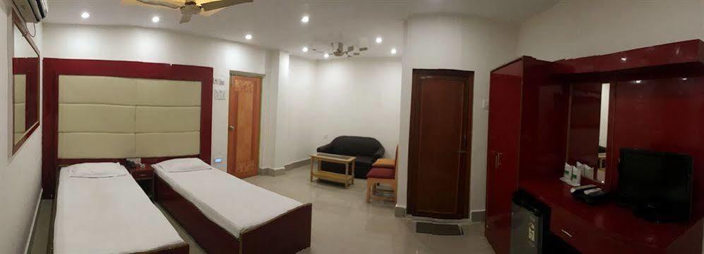 Royal Garden 2* Kolkata